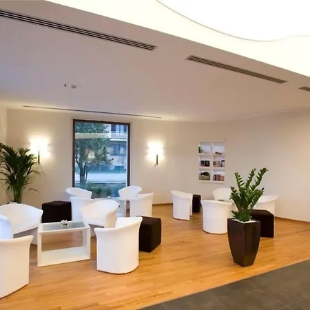 Отель Napoleon 3*