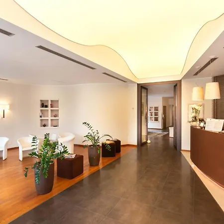 Отель Napoleon Кераско